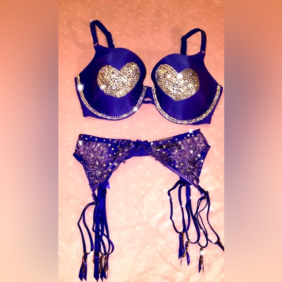 💗 VICTORIA SECRET FASHION SHOW CUSTOM BLING LINGERIE OUTFIT SET BRA GARTER 34DD - Picture 3 of 10